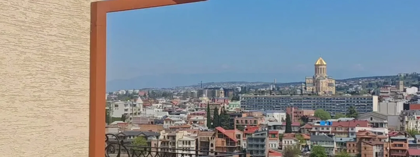 Solé Palace