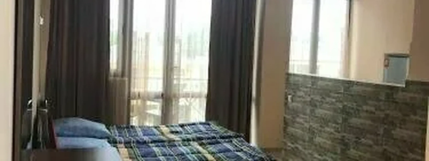 Hotel S i B i R