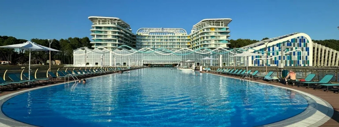 Paragraph Resort & SPA Shekvetili Autograph Collection