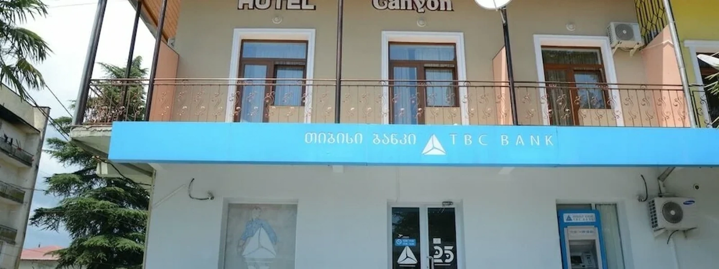 Canyon Hotel